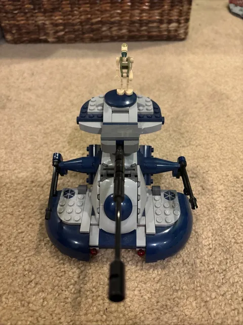 LEGO Star Wars: 75283 -Armored Assault Tank (AAT) W/ Minifigures & Instructions