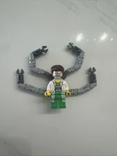 LEGO Dr. Octopus Otto Octavius Doc Ock Minifigure White Coat Super Heroes 76015