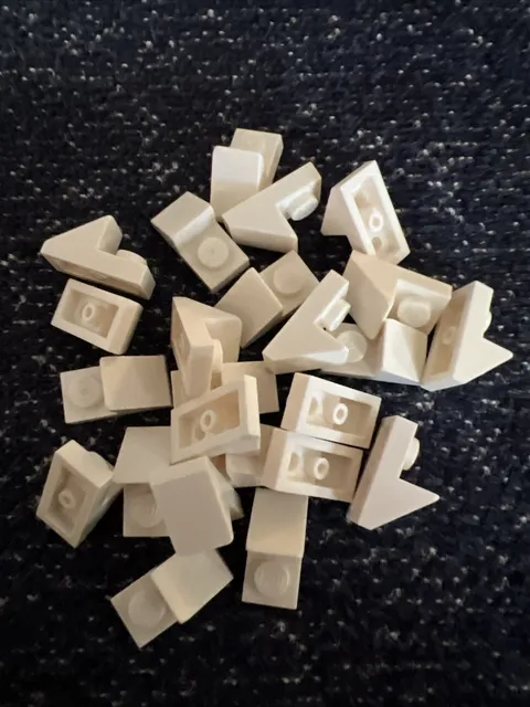 LEGO 92946 White Slope 45 2 x 1 with 2/3 Cutout  24 Pieces