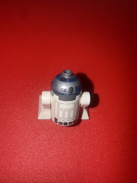 Lego Star Wars Astromech R2D2 Minifigure Sw0028