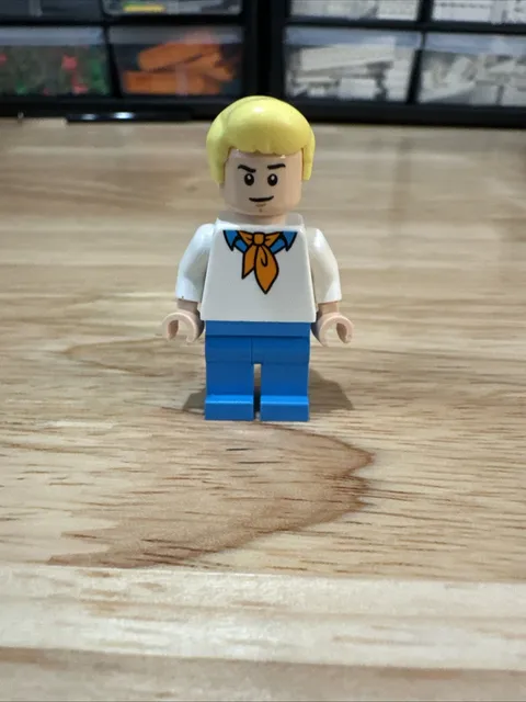 LEGO FRED JONES MINIFIGURE (scd008) FROM 75902-SCOOBY-DOO MYSTERY MANSION (2015)