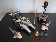 LEGO Agents 8633: Mission 4: Speedboat Rescue