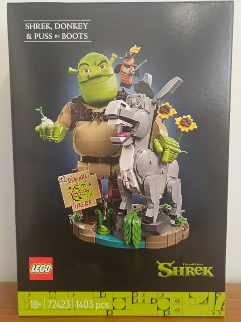 LEGO Shrek: Shrek, Donkey & Puss in Boots (72423) BNSIB