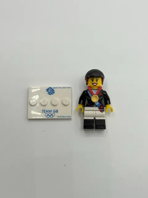 LEGO Minifigures Team GB - Olympic Horseback Rider COMPLETE GENUINE LEGO RARE