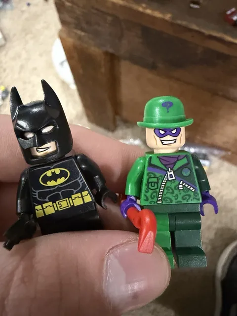 LEGO Batman and The Riddler Minifigure Bundle DC Super Heroes