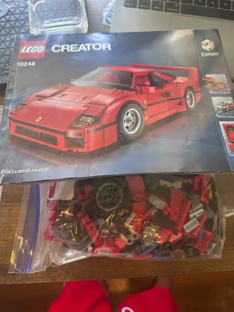 COMPLETE LEGO Creator Expert 10248 Ferrari F40 *USED* w/ Instruction Manual