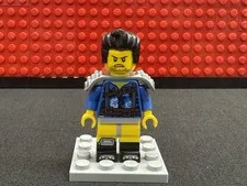 LEGO MINIFIGURE WHERE ARE MY PANTS GUY APOCALYPSEBURG! FROM SET 70840