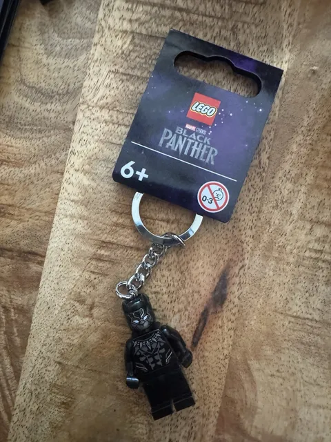 New Lego Marvel Minifigure Key Chain  854189:  Black Panther 