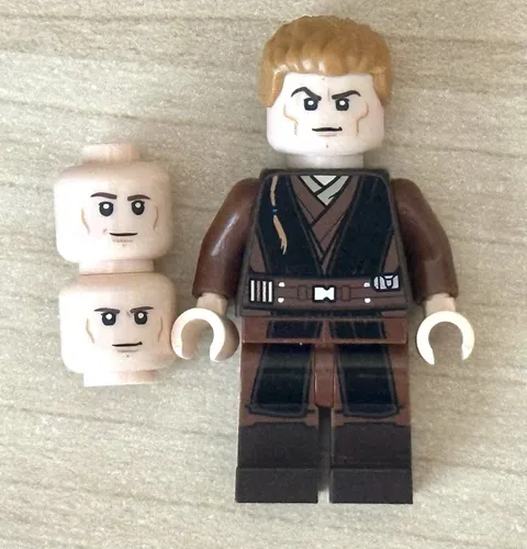 Lego Star Wars Anakin Skywalker Episode 2 Minifigure - Light Customs LC Rais BDM
