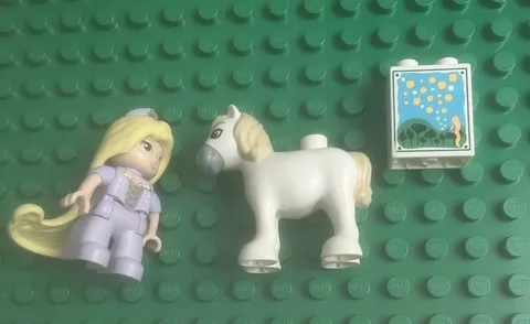Lego Duplo - Disney Rapunzel And Maximus Horse Figure Princess Pieces  *