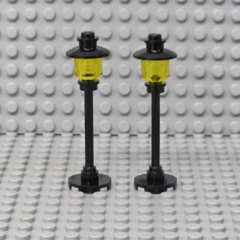 Lot of 2 Lego Street Light Pole Lamp Trans-Yellow Globe Round Base City Town