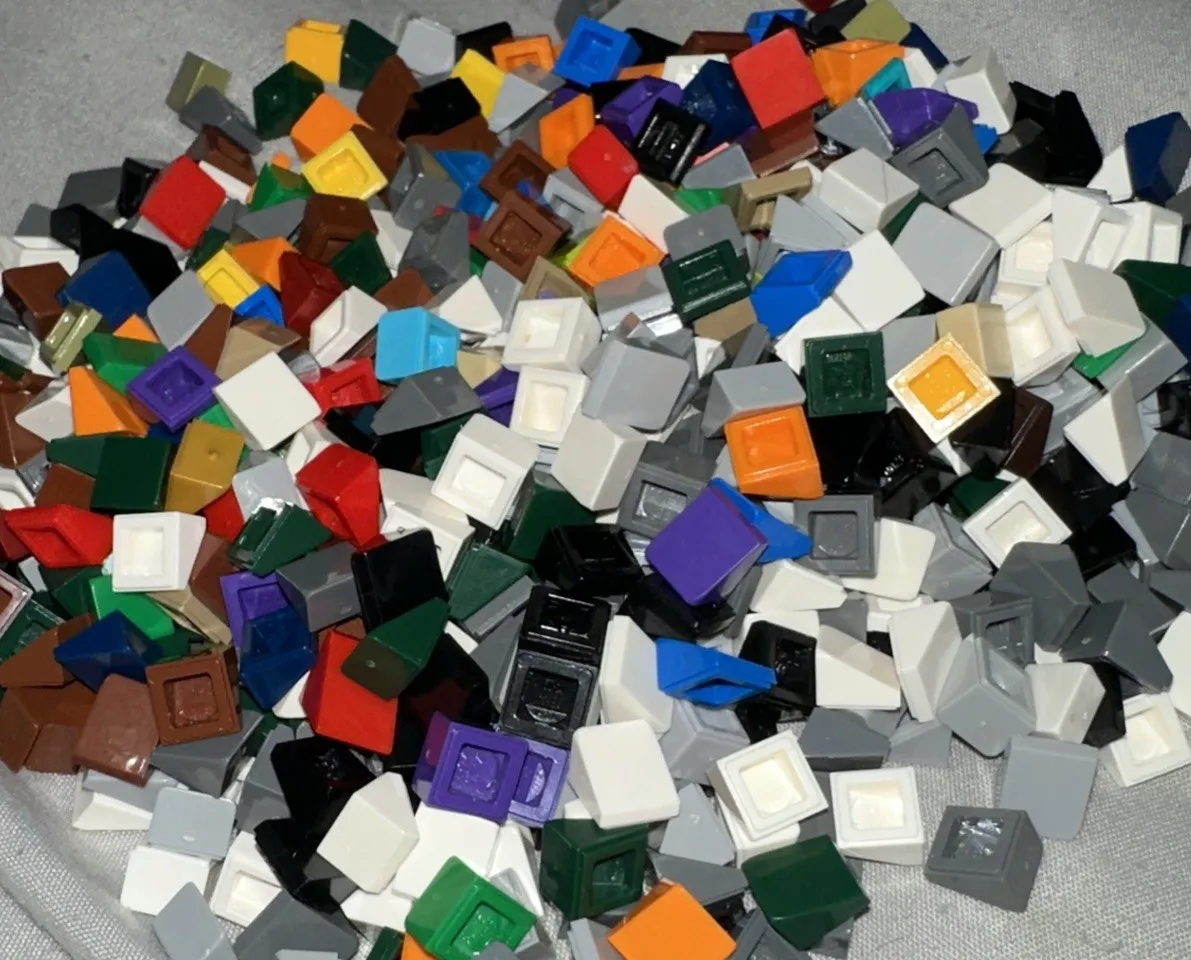 LEGO BULK LOT OF 650 SLOPE 30 DEGREE 1 X 1 X 2/3 MIXED COLORS #54200