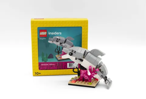 LEGO 5010075 / 6632154 Mini Dolphin Stand Home Decoration Sea Life Gift Idea