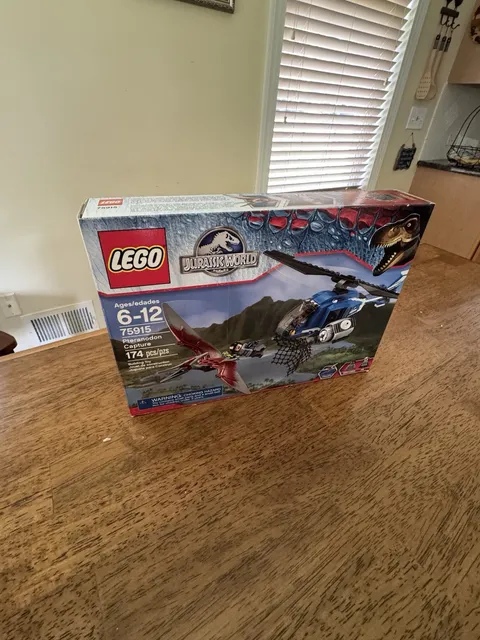 LEGO 75915 Jurassic World Pteranodon Capture New W/ EXCELLENT  CONDITION BOX