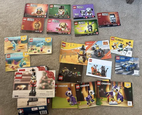 LEGO Instruction Manual Lot BrickHeadz Creator City Seasonal + 40254 Box