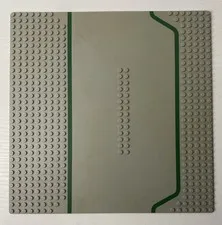 LEGO 309p01 Gray Baseplate 1986 Road 32x32 Service Station Green Lines 9360 6378