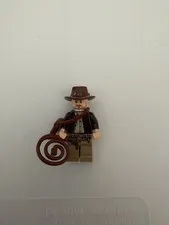 Genuine LEGO Vintage Indiana Jones Minifigure RETIRED