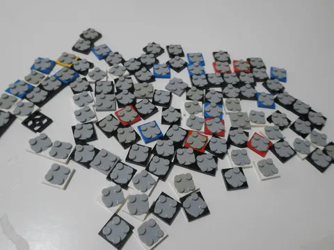 LEGO Lot of 105  2X2 Turntable PLATE AND BASE 3679 3680 MIXED COLORS