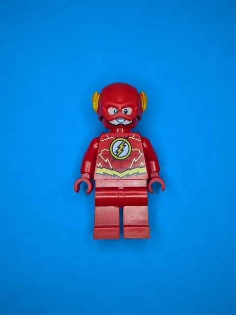 LEGO DC Superheroes: Flash Speed Force W/ Gold Accents Minifigure From 76098