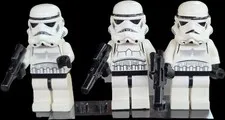 4 Lego Star Wars Minifigures IMPERIAL STORMTROOPER with Blasters. R01