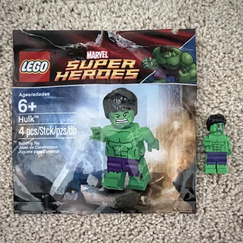LEGO Marvel Super Heroes Hulk Minifigure Polybag Pack 5000022