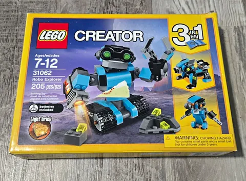 LEGO Creator 3-in-1 31062 Robo Explorer 205pcs Ages 7-12 Battery Powered Sealed
