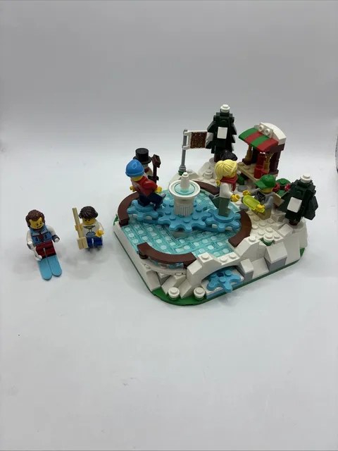 LEGO Seasonal: Ice Skating Rink (40416)