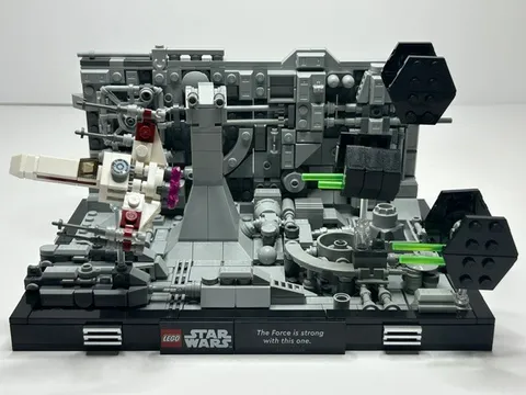 LEGO Star Wars 75329 Death Star Trench Run Diorama Complete w/ Instructions