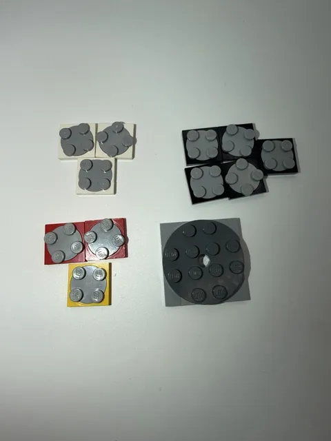 Lego 2x2 Turntable Pieces 11 Pieces 1 4x4 Turntable Piece