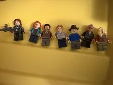 LEGO Minifigure Lot of 7 Figures Assorted Characters with Accessories
