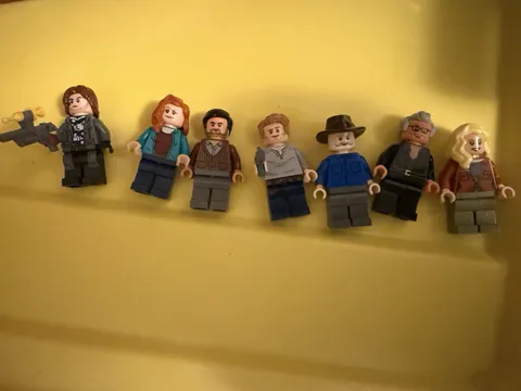 LEGO Minifigure Lot of 7 Figures Assorted Characters with Accessories