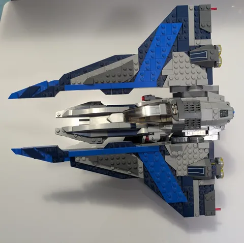 LEGO 75316 Star Wars Mandalorian Starfighter Clone Army Customs Bo Katan