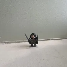 LEGO The Hobbit KILI Dwarf Minifigure The Lonely Mountain