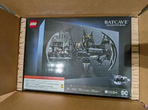 LEGO DC: Batcave – Shadow Box (76252) Brand New in original shipping box!