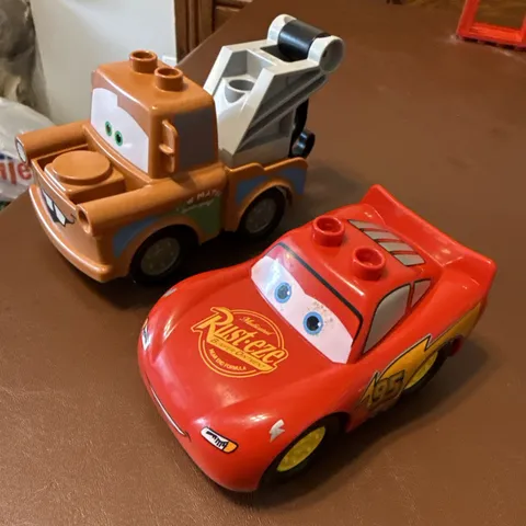 Lego Duplo Disney Pixar Cars Characters Lightning McQueen & Mater Tow Truck 