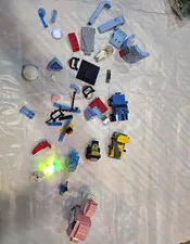 LEGO Sandy Cheeks Home , Light up Helicopter, Buggy, Crane, Bobcat, Cat Figurine