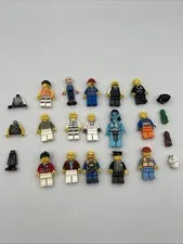 LEGO Minifigures Lot - 15 Figures - Lot 6