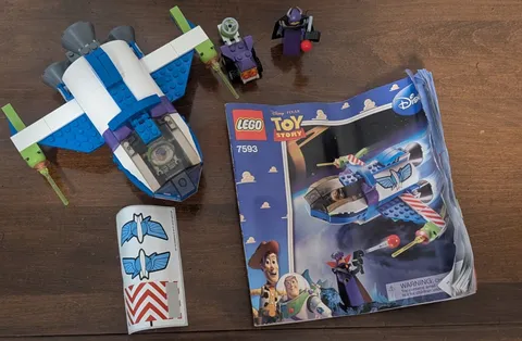 LEGO Toy Story Buzz Lightyear Star Command Set Complete w/ Buzz, Miss 1 Sticker