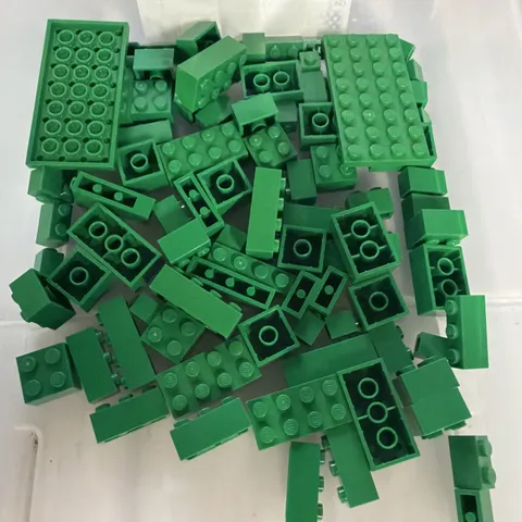 LEGO - Lot of  90+ GREEN Mixed Building Bricks