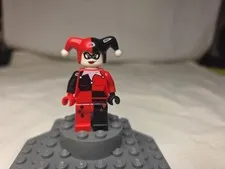 LEGO Harley Quinn Black and Red Hands, sh0024 from 71229 & 6152