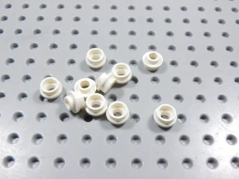 LEGO Lot of 10 White 1x1 Round Plates w/ Open Center BB