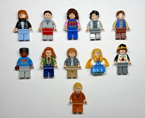 LEGO Stranger Things Lot of 11 Minifigures From Set 11370