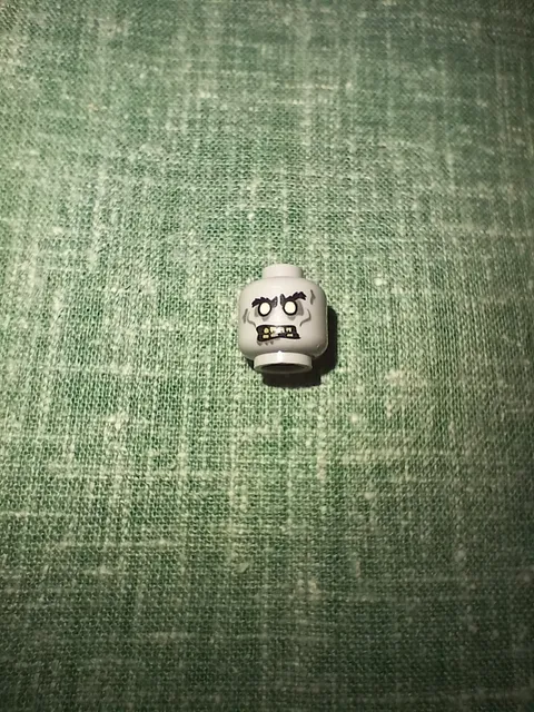 LEGO Monster Fighters Zombie Head 3626bpb0752 Light Bluish Gray 9465 10228