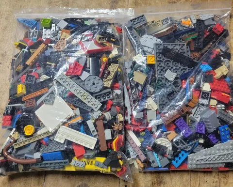 Huge mixed lot of Lego 5lbs Building blocks loose parts & pcs Toy box clean out