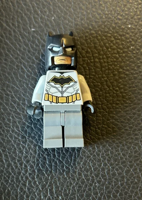 LEGO Super Heroes Justice League Batman Body Minifigure sh0458 From Set 76097