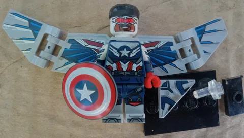 NEW Lego 71031 Sam Wilson Minifigure, Captain America Marvel Series 1 Limited Ed