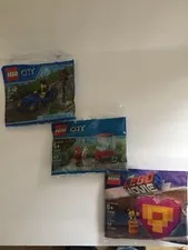 Lego Pack Lot 30340- 30349- 30364 New Unopened Piece Offering Heart