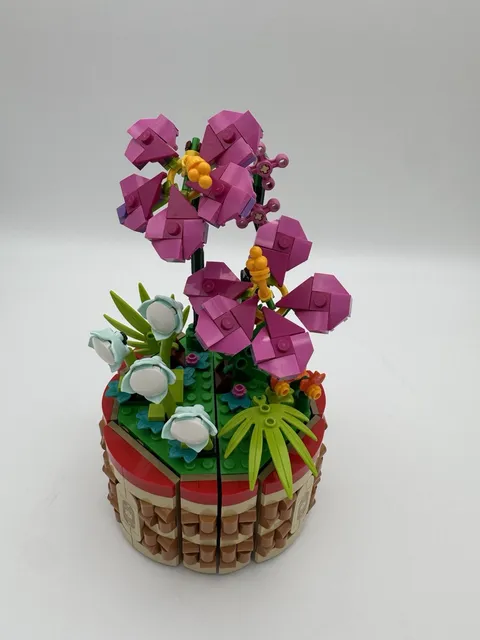 LEGO Disney 43252 Moana's Flowerpot — Retired