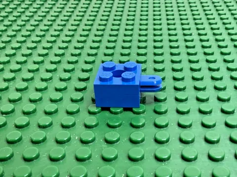 1984 LEGO Blue  Arm Holder Brick 2x2 Round Top w Arm Classic Space 6951 #792c02