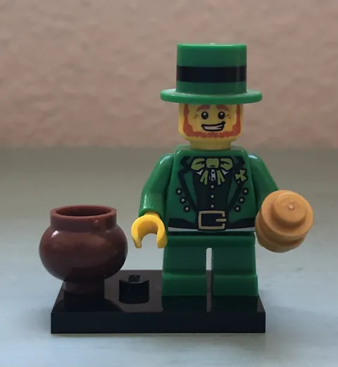 LEGO® Leprechaun Collectible Minifigures Series 6  - CMF 8827 Retired